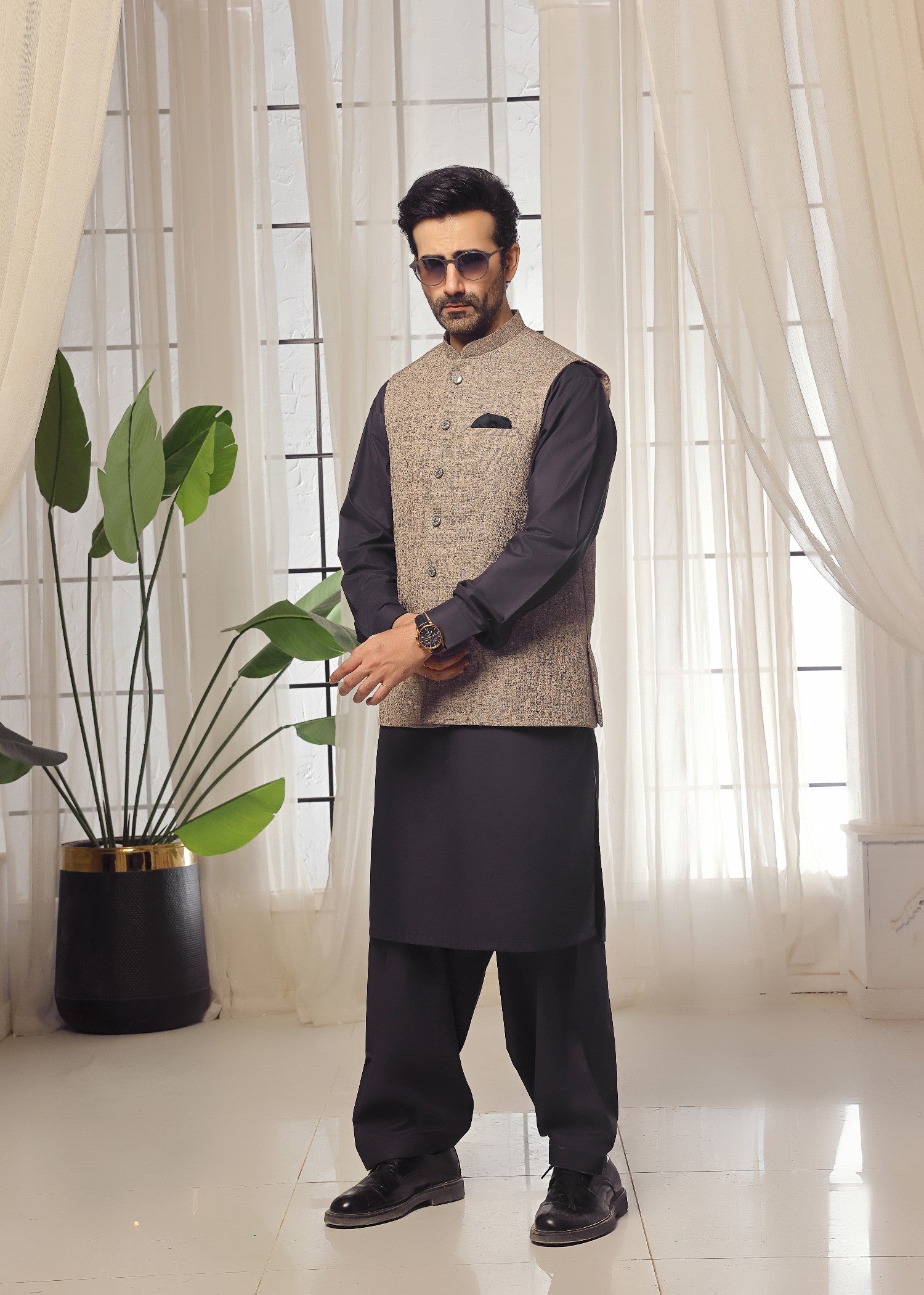 050A2840-174835192934241_636397da-8472-429d-9137-0ece8cee6d57