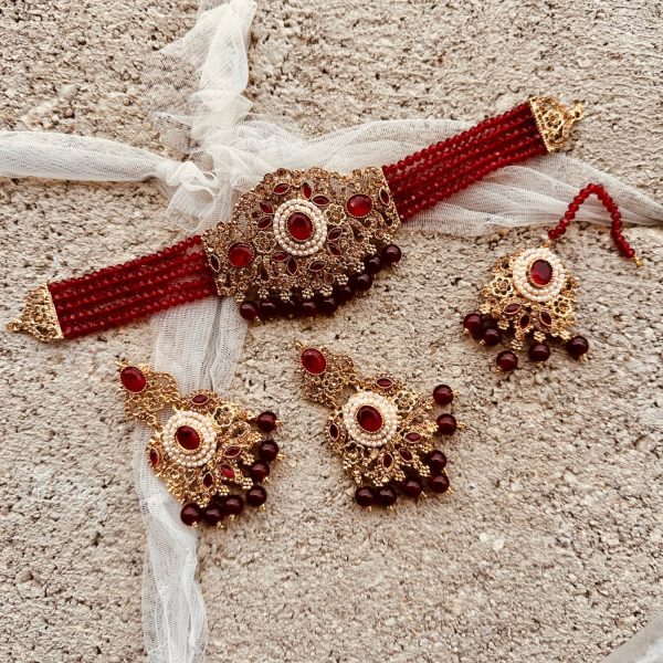 Sera â€“ Sleek Stone Choker Set - Maroon