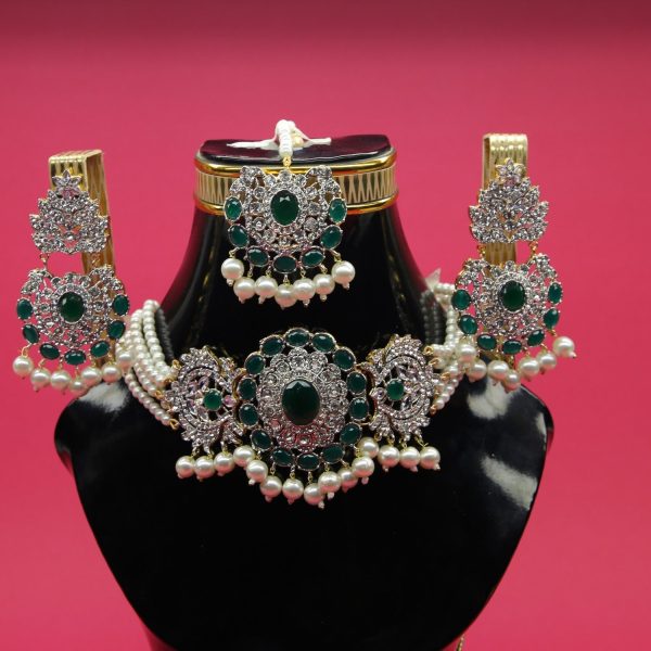 ZJH| green stone chokar set