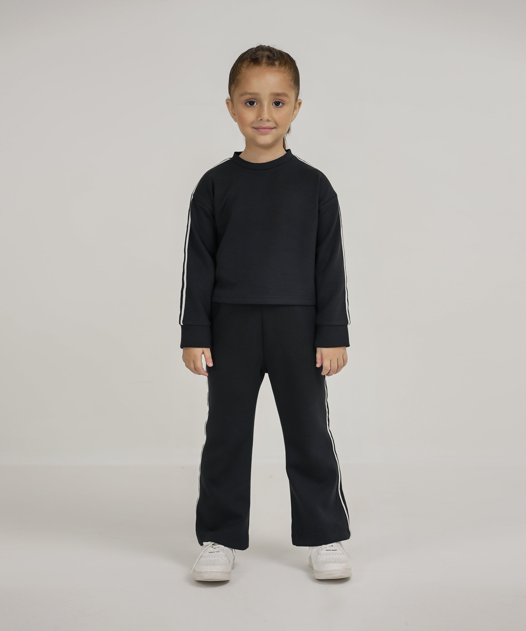 M_R03203_6ba491c5-68f3-484f-ab49-e8dda0b5c039