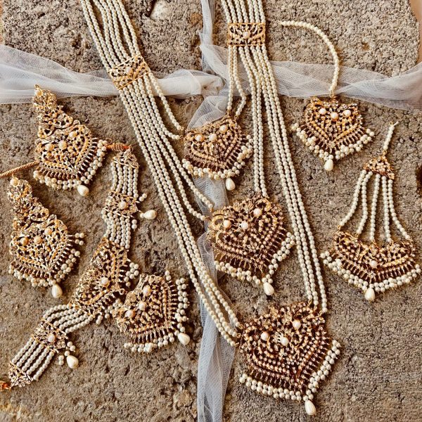 Hyderabadi Royal 3-Layered Bridal Set