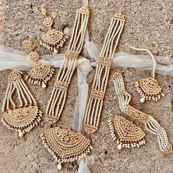 Nizami Mehraab Bridal Set