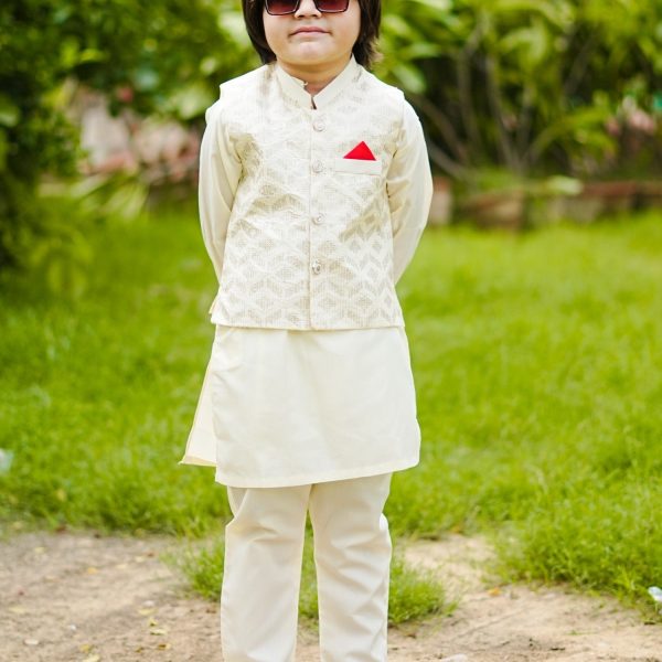 Bavarian Cream Waistcoat Suit-KC 029